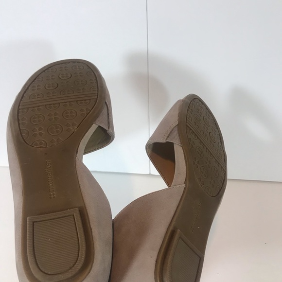 naturalizer suede flats